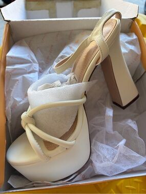 Chase + Chloe Cream Knotted Platform Slingback Heels